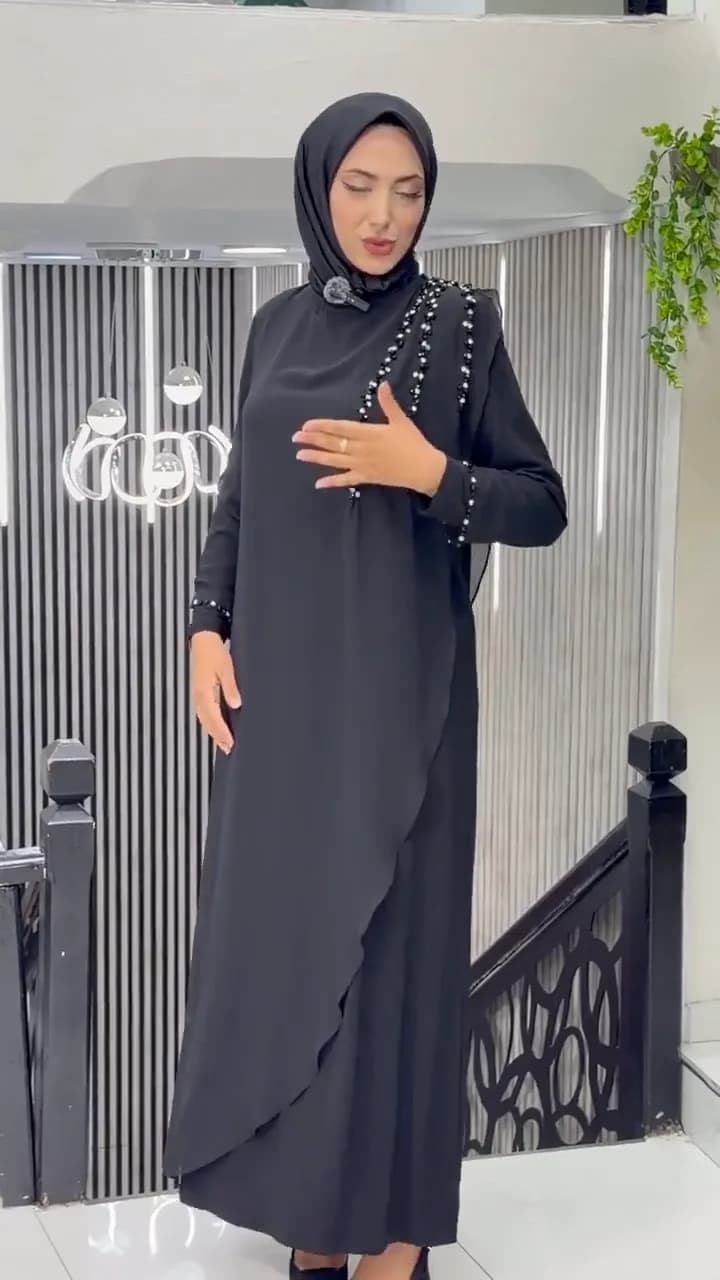 ŞİFONLU OMUZU TAŞLI ELBİSE